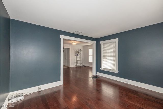 38217 Wilson Avenue, Willoughby, OH 44094