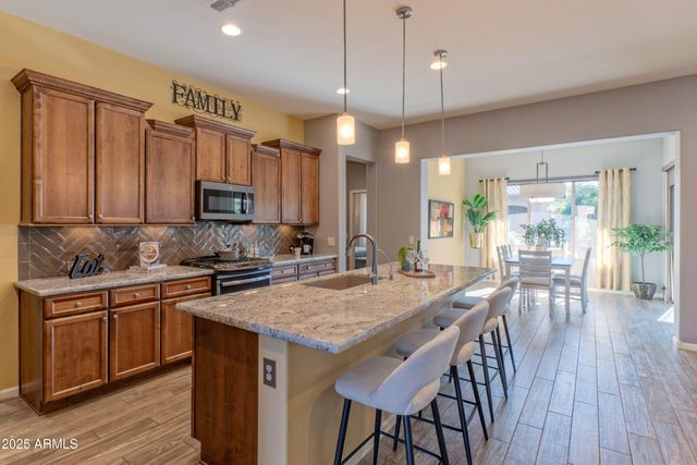 16909 W GRANADA Road, Goodyear, AZ 85395