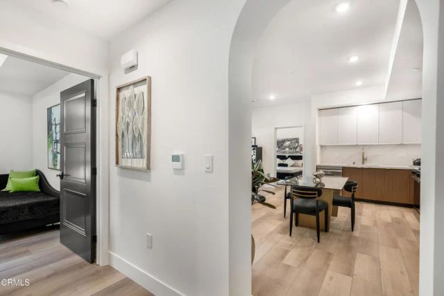 139 S Oak Knoll Avenue 203, Pasadena, CA 91101