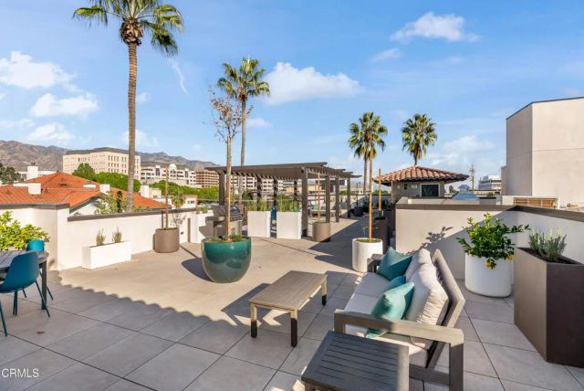 139 S Oak Knoll Avenue 203, Pasadena, CA 91101