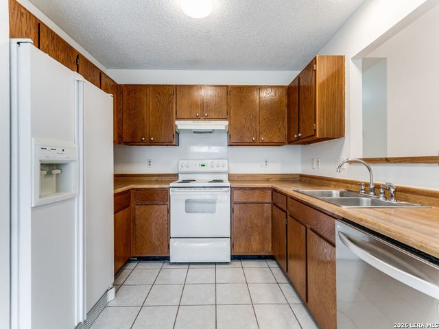 3310 STONEY SQ, San Antonio, TX 78247