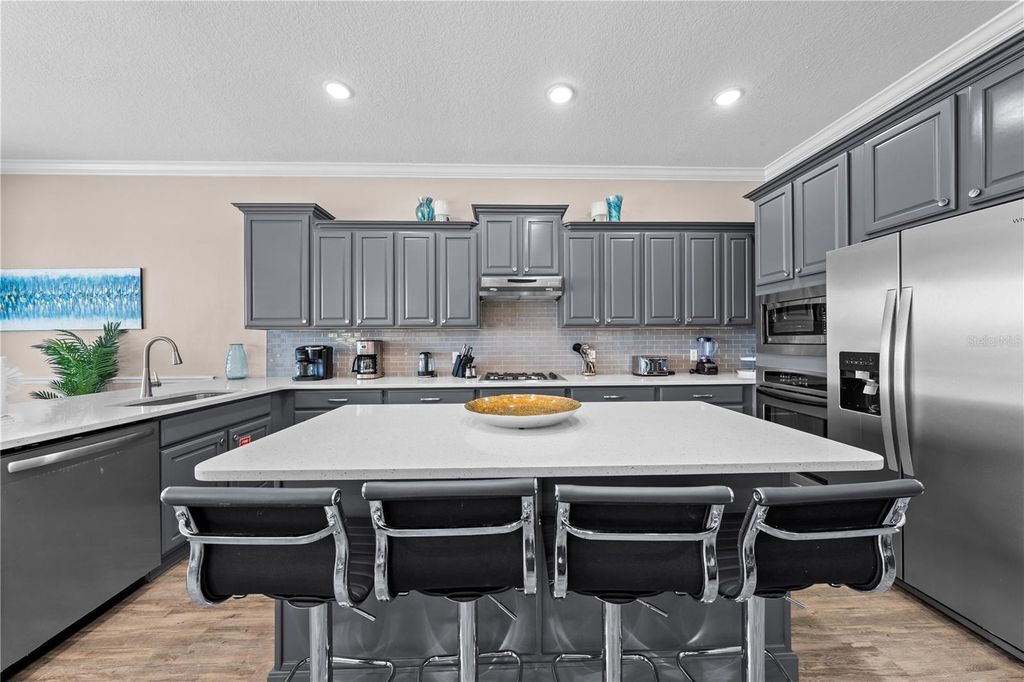 Image 31 of property listing at 785 GOLDEN BEAR DRIVE, Reunion, FL 34747