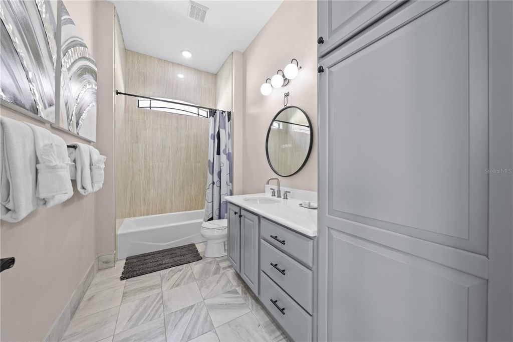 Image 50 of property listing at 785 GOLDEN BEAR DRIVE, Reunion, FL 34747