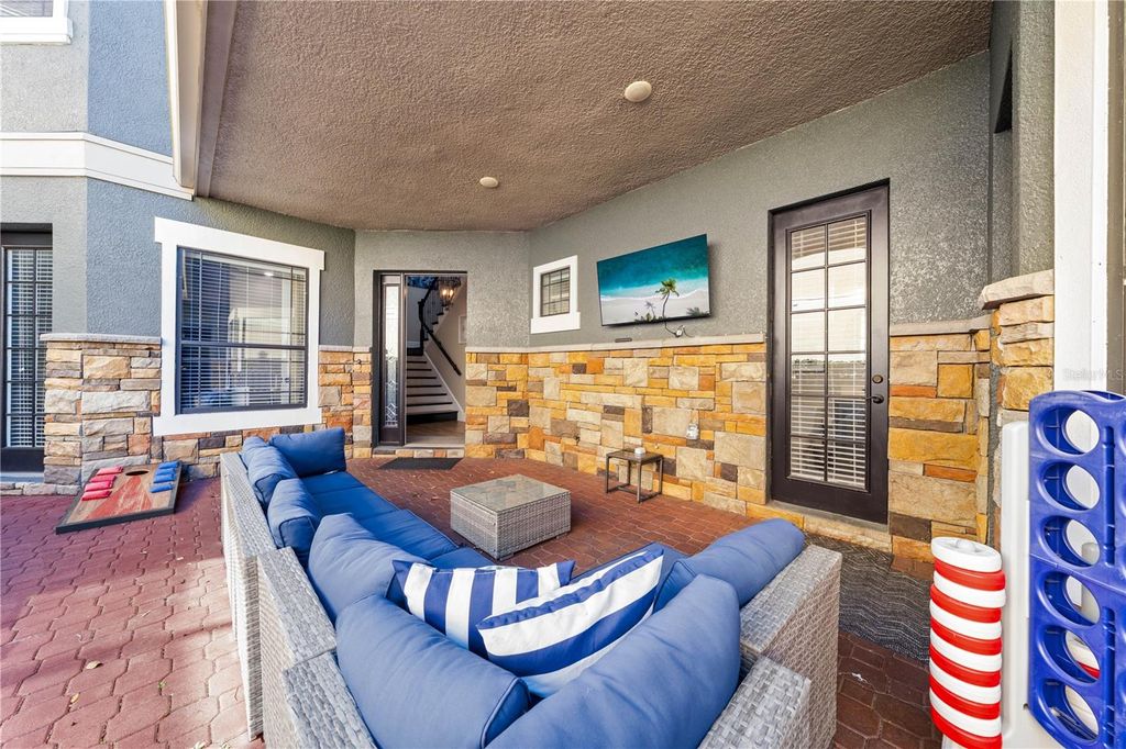 Image 6 of property listing at 785 GOLDEN BEAR DRIVE, Reunion, FL 34747