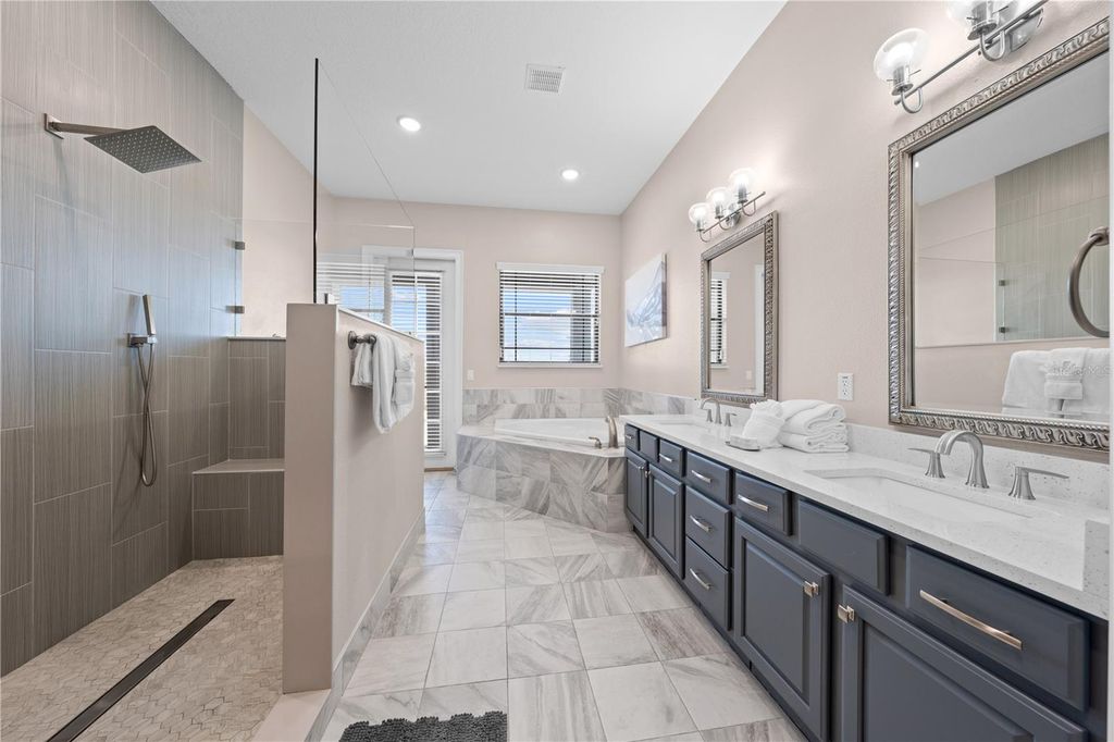 Image 56 of property listing at 785 GOLDEN BEAR DRIVE, Reunion, FL 34747