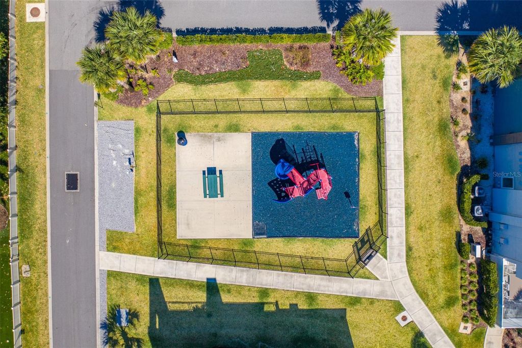 Image 79 of property listing at 785 GOLDEN BEAR DRIVE, Reunion, FL 34747