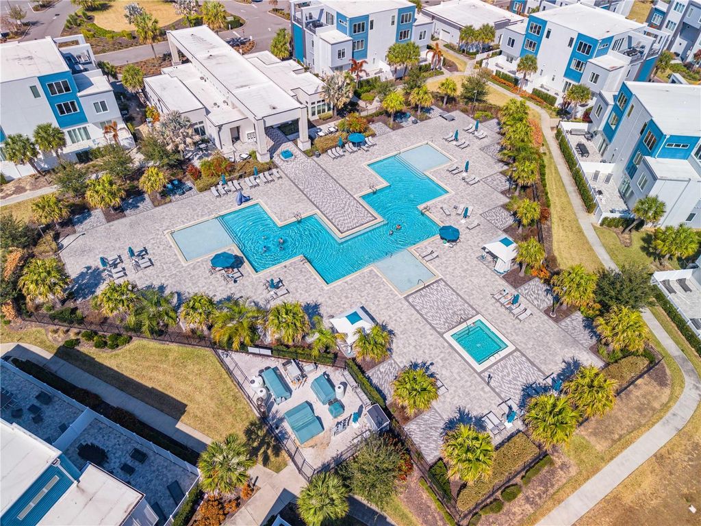 Image 94 of property listing at 785 GOLDEN BEAR DRIVE, Reunion, FL 34747