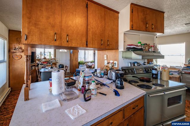 35309 Highway 20 SE, Albany, OR 97322