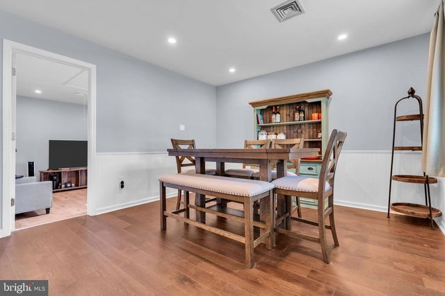 105 BOULDER LAKE DR, Tuckerton, NJ 08087
