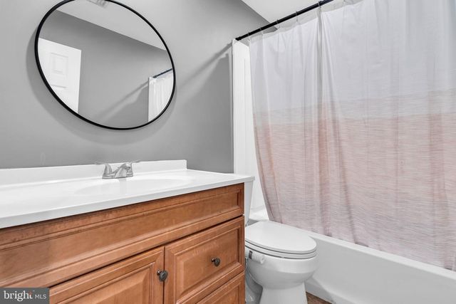 105 BOULDER LAKE DR, Tuckerton, NJ 08087