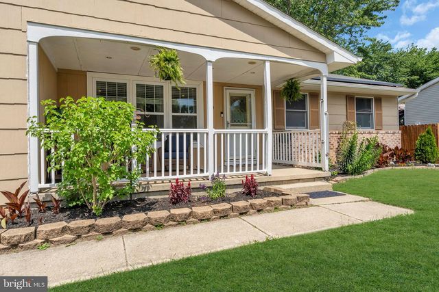 105 BOULDER LAKE DR, Tuckerton, NJ 08087