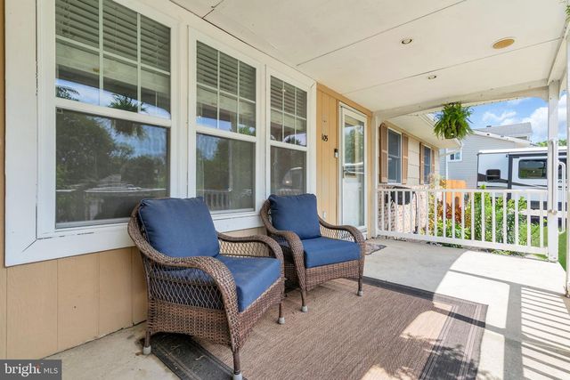 105 BOULDER LAKE DR, Tuckerton, NJ 08087