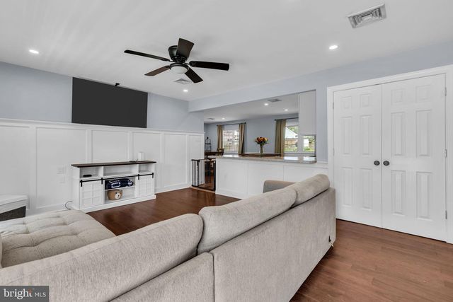 105 BOULDER LAKE DR, Tuckerton, NJ 08087