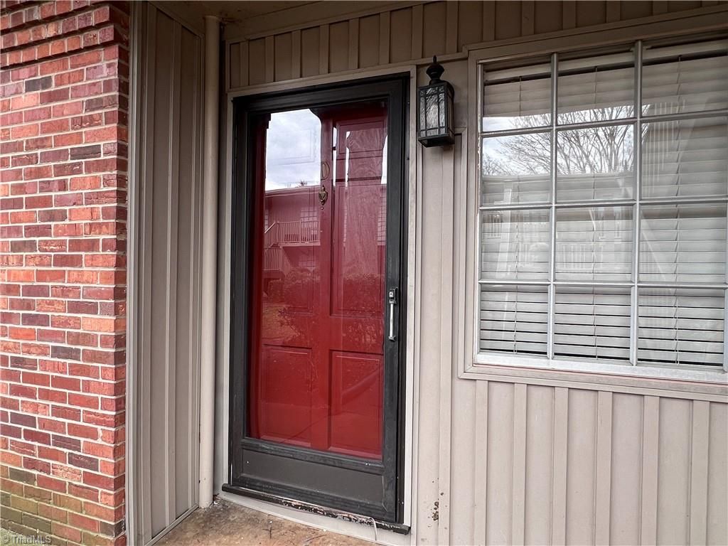 3818 Country Club Road D, Winston-salem, NC 27104