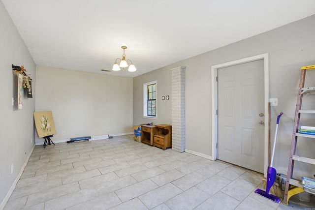 907 Mountain Valley Drive, Perryville, AR 72126