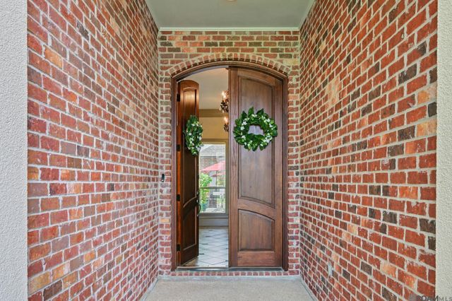 13434 Quail Grove Ave, Baton Rouge, LA 70809