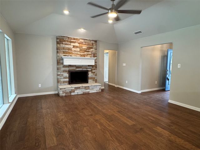 1930 Westminster Drive, Carrollton, TX 75007