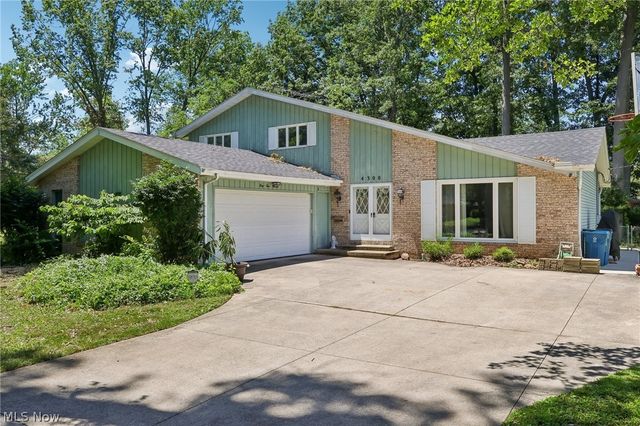 4300 Washington Avenue, Lorain, OH 44052