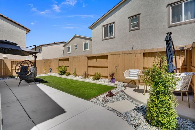 18460 Inland Passage Way, Lathrop, CA 95330