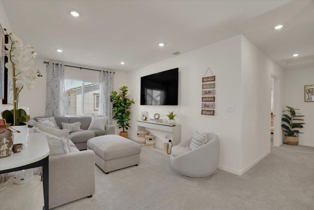 18460 Inland Passage Way, Lathrop, CA 95330