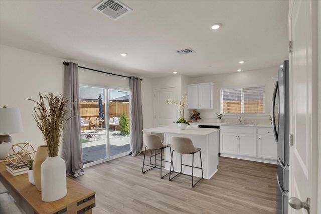 18460 Inland Passage Way, Lathrop, CA 95330