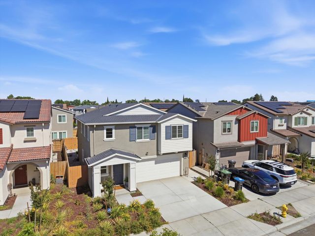 18460 Inland Passage Way, Lathrop, CA 95330