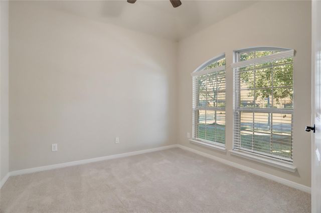 624 Pedernales Street, Webster, TX 77598