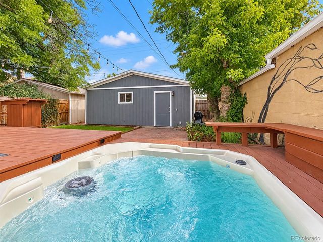 970 S Pearl Street, Denver, CO 80209