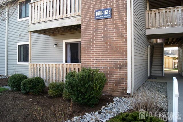 1609 Ravens Crest Drive, Plainsboro, NJ 08536