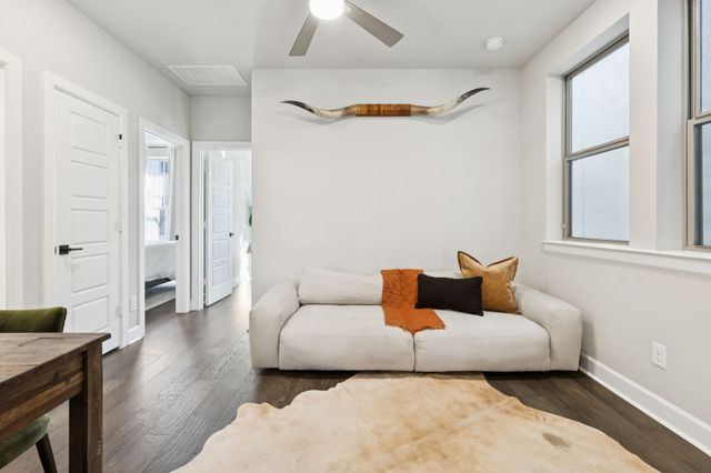 7121 Laurel Ridge, Dallas, TX 75231