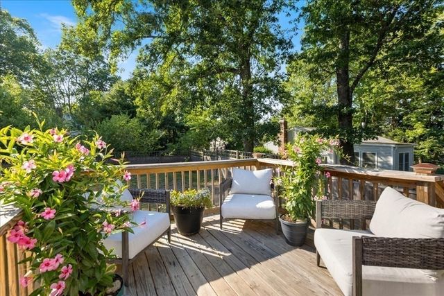 49 Longfellow Dr, Newburyport, MA 01950