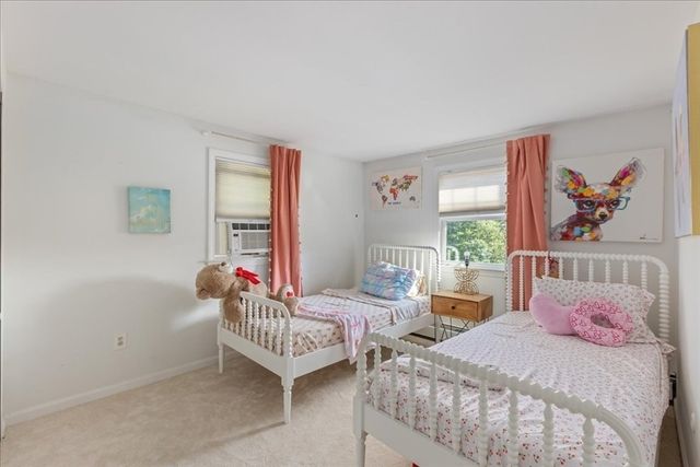 49 Longfellow Dr, Newburyport, MA 01950