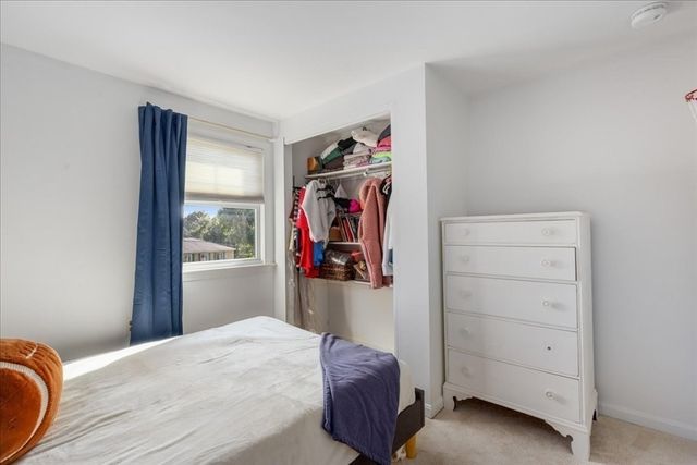 49 Longfellow Dr, Newburyport, MA 01950