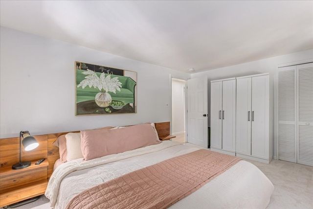 49 Longfellow Dr, Newburyport, MA 01950