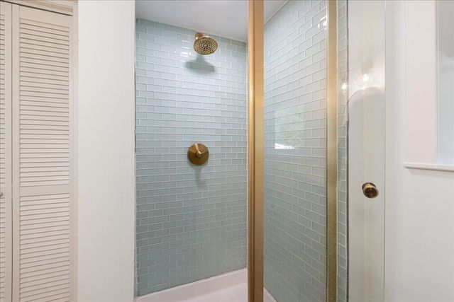49 Longfellow Dr, Newburyport, MA 01950