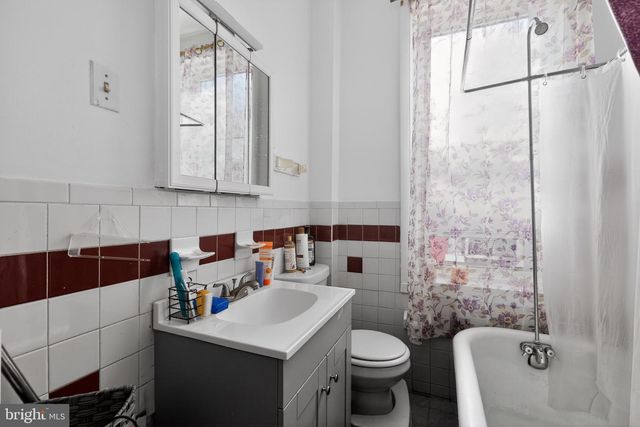 2914 TURNER ST, Philadelphia, PA 19121
