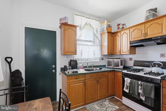 2914 TURNER ST, Philadelphia, PA 19121
