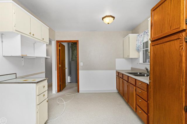 6793 Prospect Avenue, Warren, MI 48091