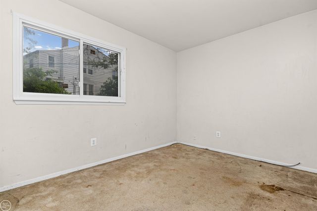 6793 Prospect Avenue, Warren, MI 48091