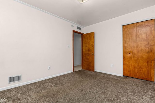 6793 Prospect Avenue, Warren, MI 48091