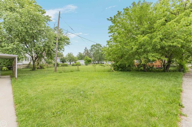 6793 Prospect Avenue, Warren, MI 48091