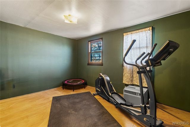 93 Edgar Avenue, Tonawanda, NY 14207