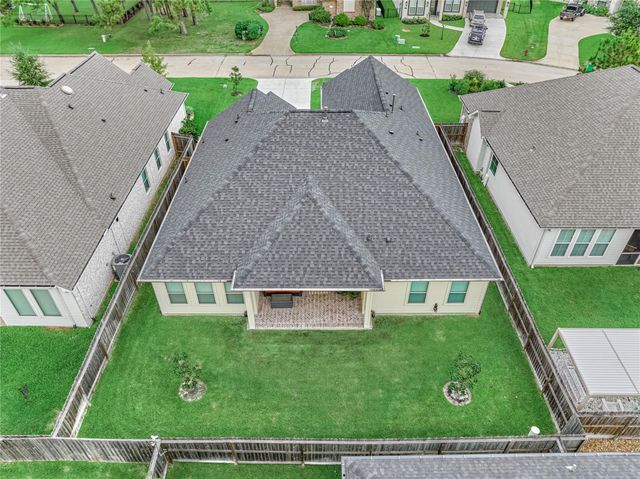 154 Wyndemere Drive, Montgomery, TX 77356