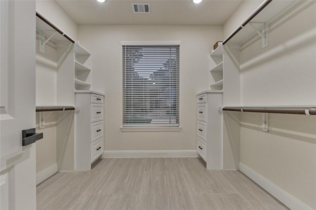 154 Wyndemere Drive, Montgomery, TX 77356