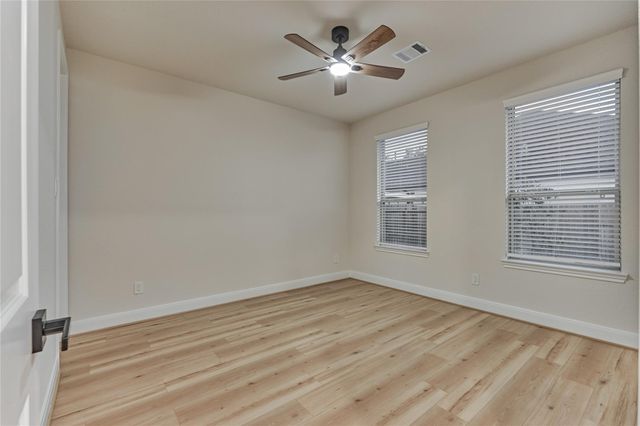 154 Wyndemere Drive, Montgomery, TX 77356