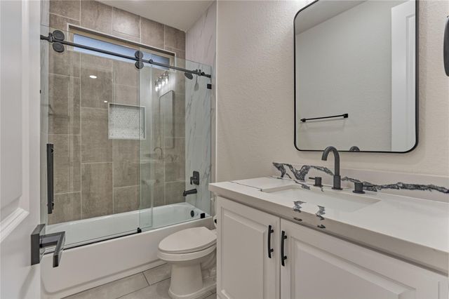 154 Wyndemere Drive, Montgomery, TX 77356