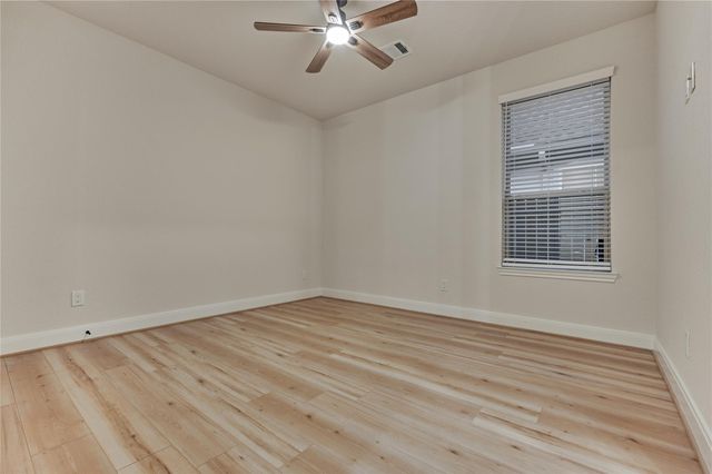 154 Wyndemere Drive, Montgomery, TX 77356