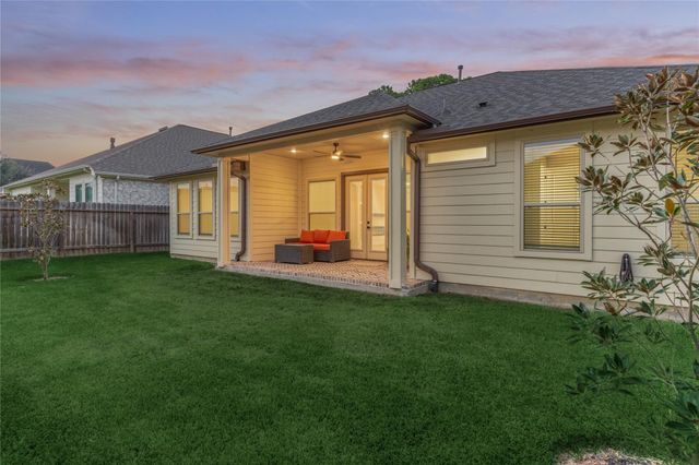 154 Wyndemere Drive, Montgomery, TX 77356