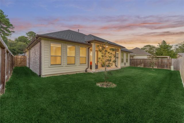 154 Wyndemere Drive, Montgomery, TX 77356