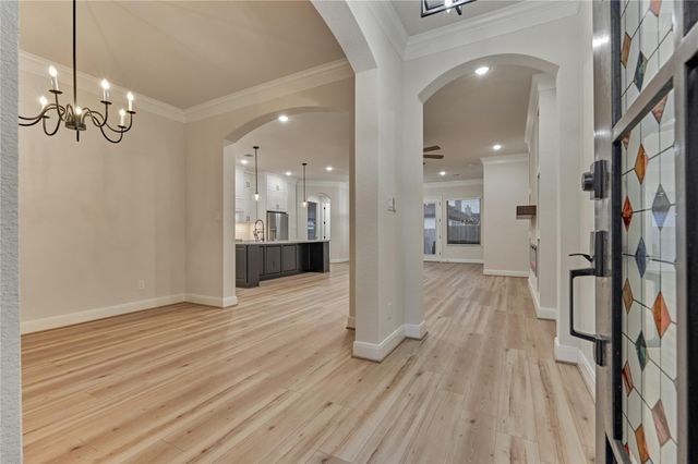 154 Wyndemere Drive, Montgomery, TX 77356